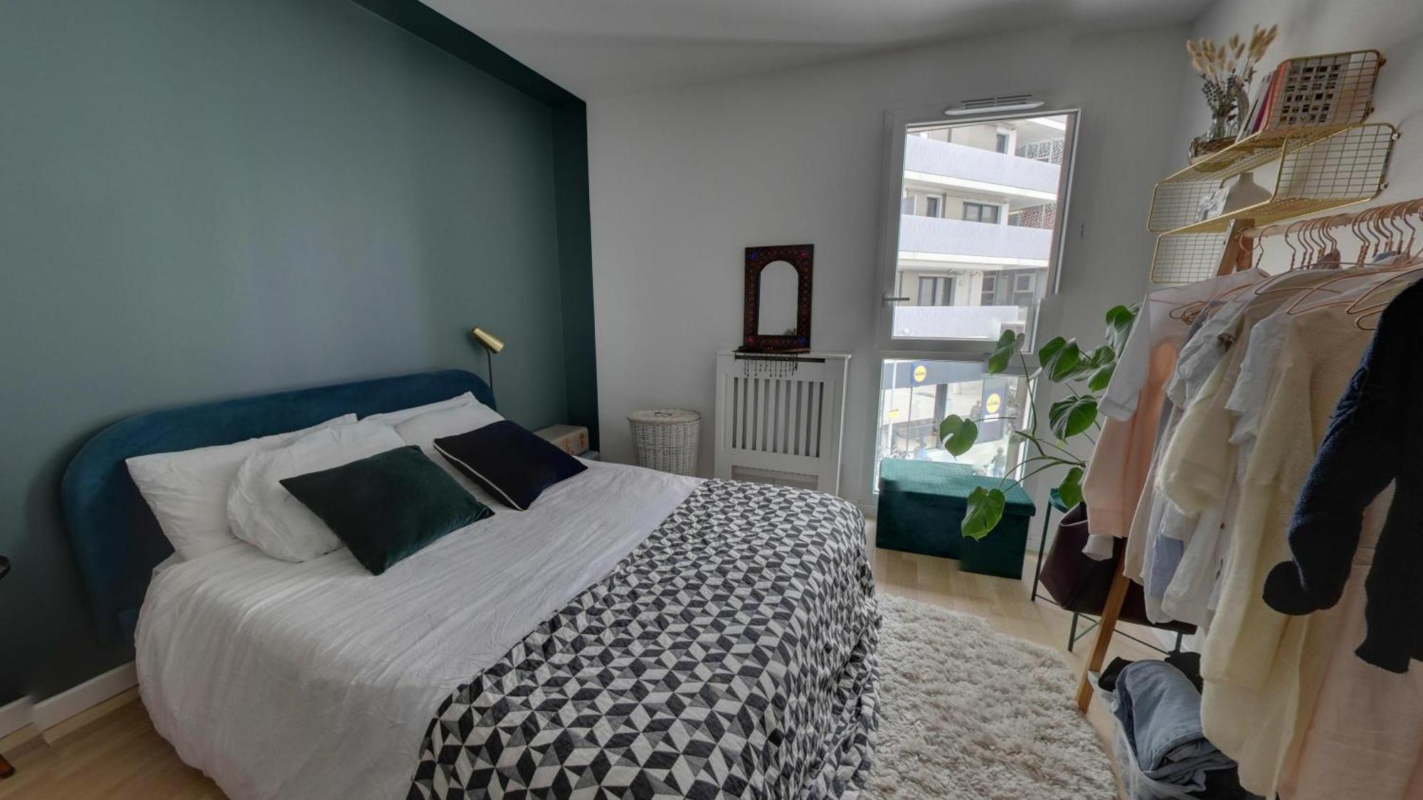 Spacious Flat With Terrasse And Parking Near Metro Bagnolet Buitenkant foto