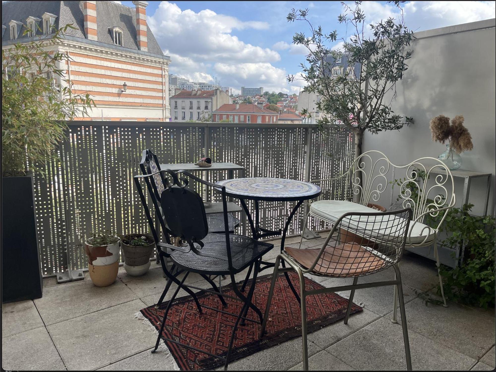 Spacious Flat With Terrasse And Parking Near Metro Bagnolet Buitenkant foto